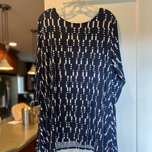 Alfani graphic swing top XL